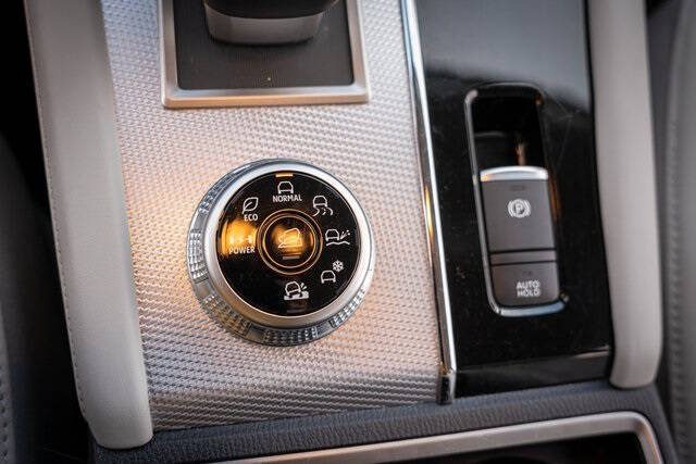 2023 Mitsubishi Outlander PHEV SEL