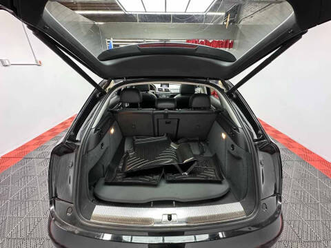 2015 Audi Q3 2.0T quattro Prestige