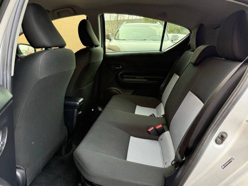 2018 Toyota Prius c Two