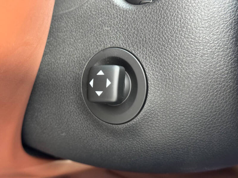 2024 Genesis G90 3.5T e-Supercharger