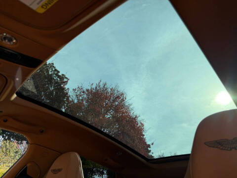 2023 Aston Martin DBX 707