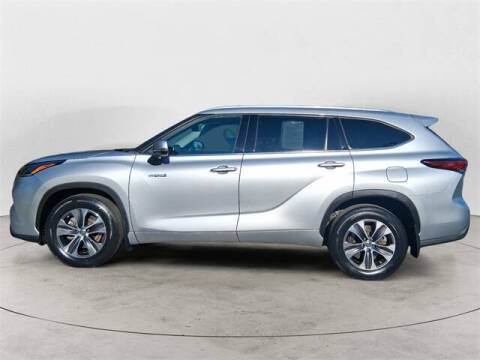2021 Toyota Highlander Hybrid XLE