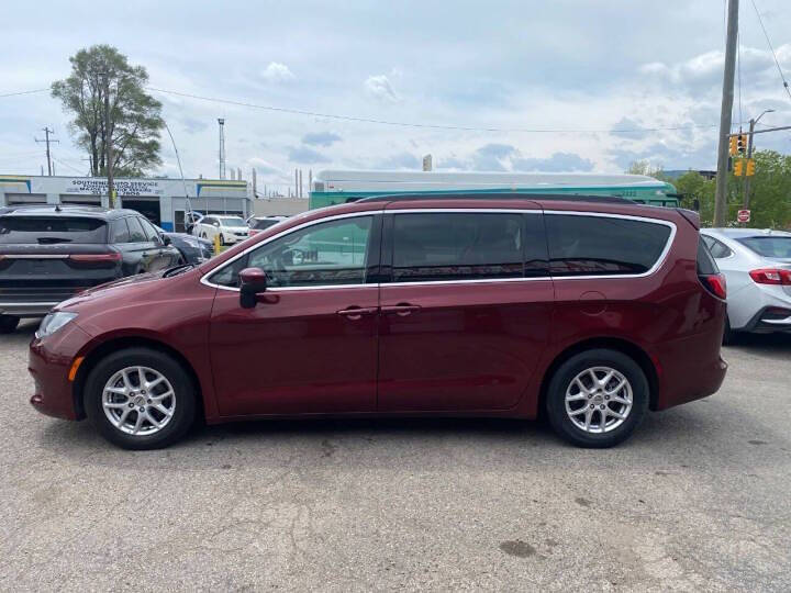 2021 Chrysler Voyager LXi