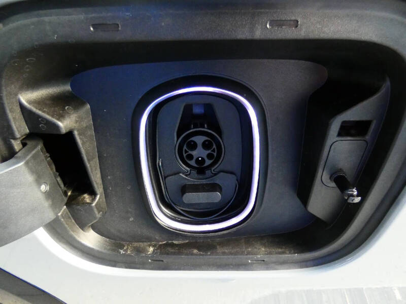 2025 GMC Sierra EV Denali