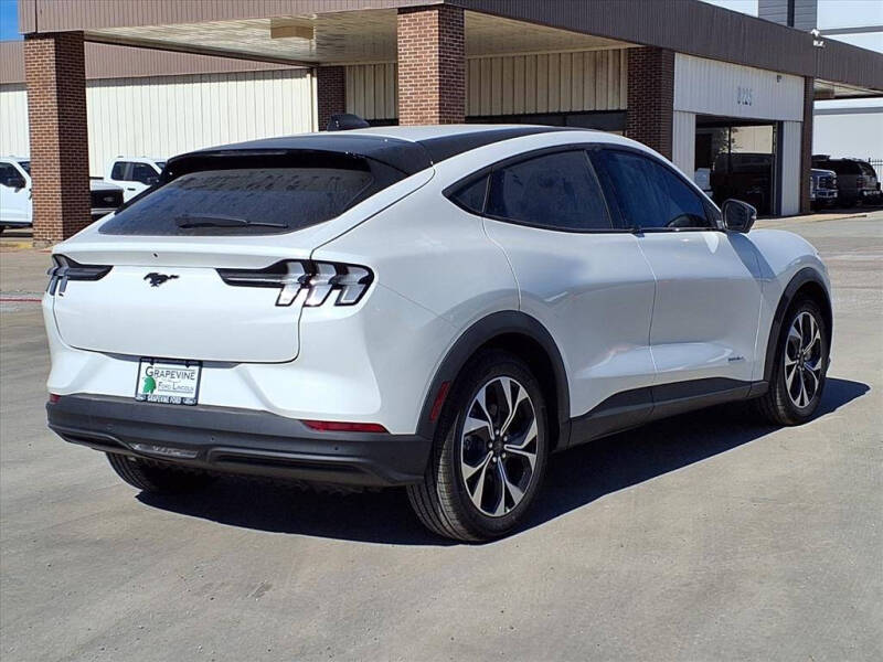 2025 Ford Mustang Mach-E Select