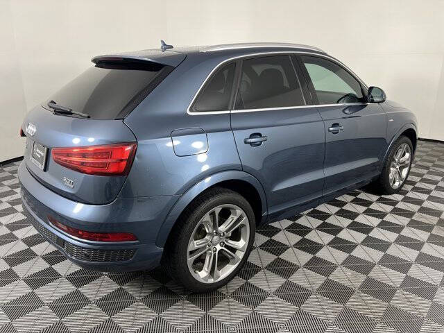 2016 Audi Q3 2.0T quattro Prestige