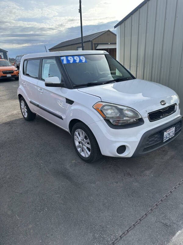 2013 Kia Soul +