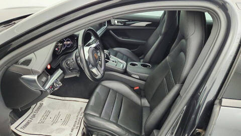 2019 Porsche Panamera 4 E-Hybrid