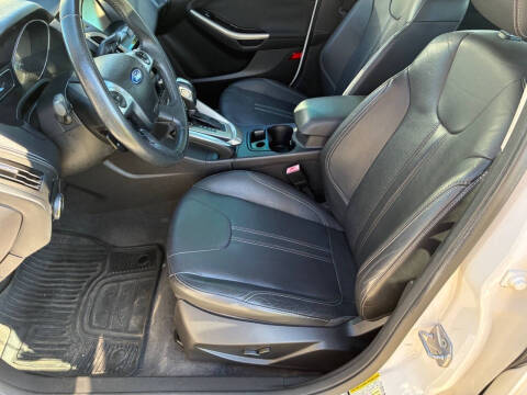 2012 Ford Focus SEL