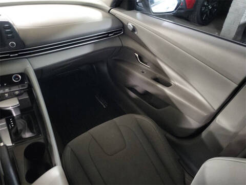 2021 Hyundai Elantra