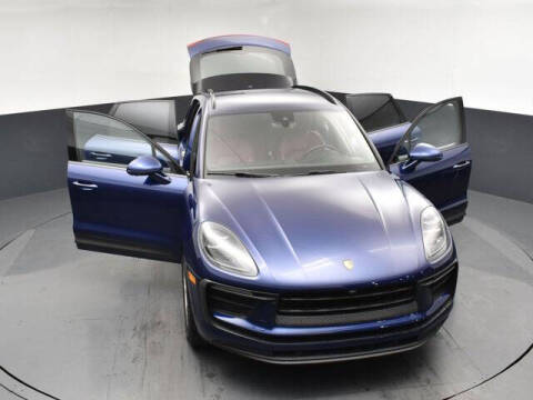 2022 Porsche Macan