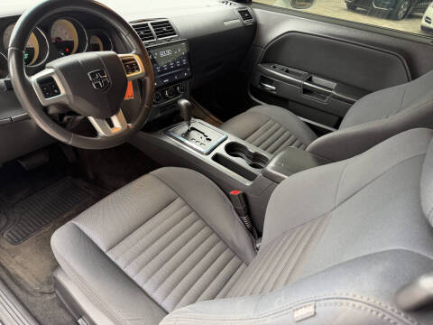 2014 Dodge Challenger SXT