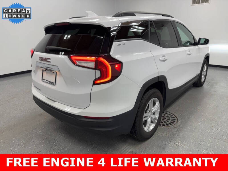 2023 GMC Terrain SLE