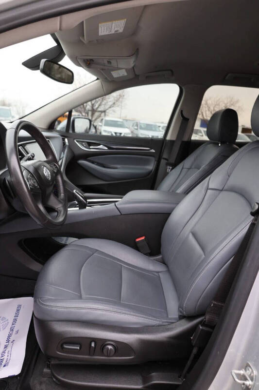 2021 Buick Enclave Essence