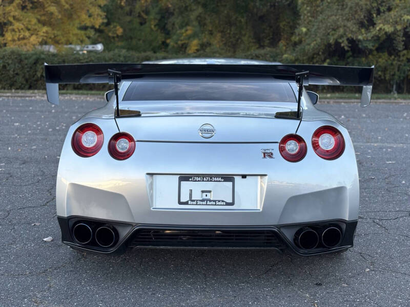 2013 Nissan GT-R Premium