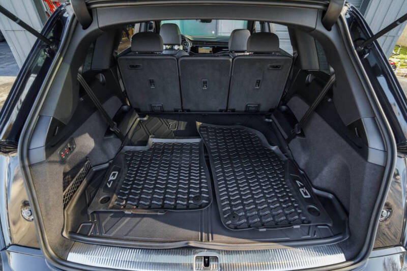 2021 Audi Q7 quattro Premium Plus 55 TFSI