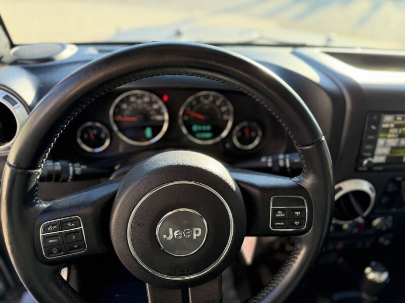 2016 Jeep Wrangler Unlimited Sahara 75th Anniversary