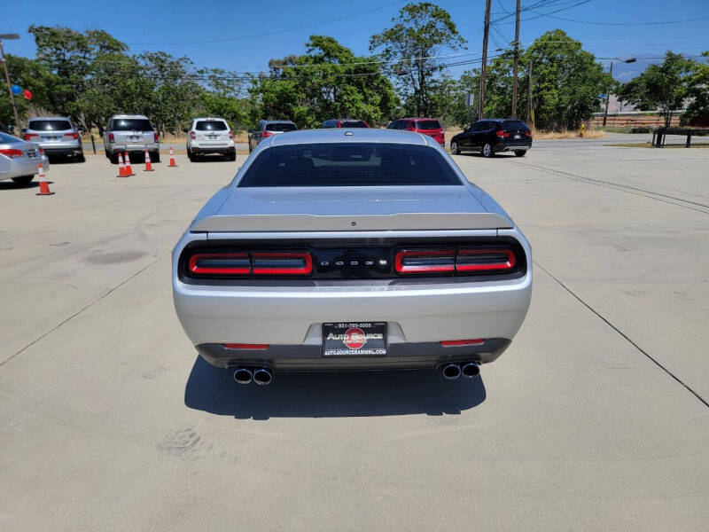 2020 Dodge Challenger SXT