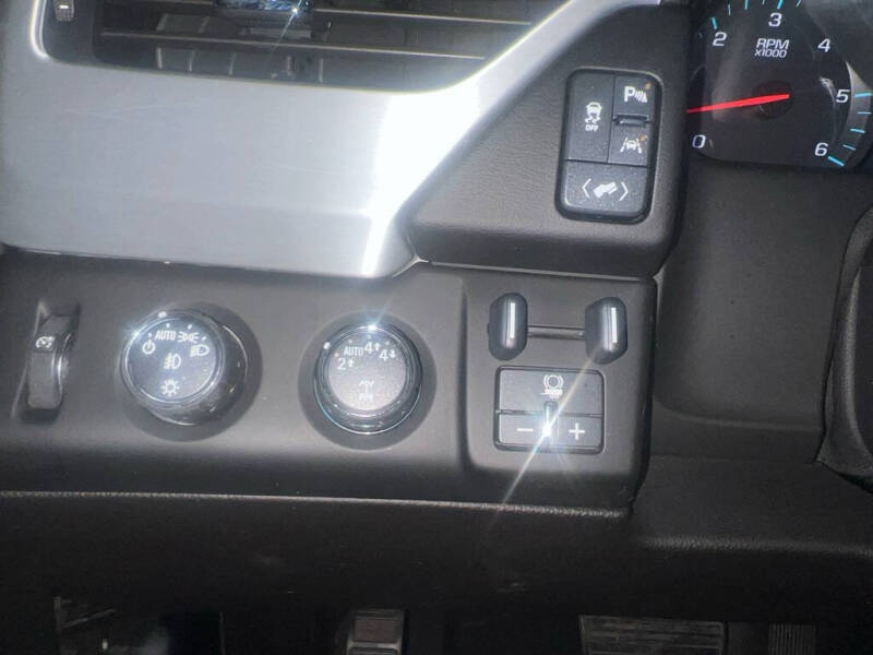 2017 GMC Yukon XL SLT