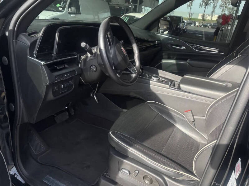 2023 Cadillac Escalade ESV Sport