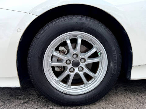 2020 Toyota Prius LE