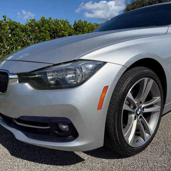 2017 BMW 3 Series 330i