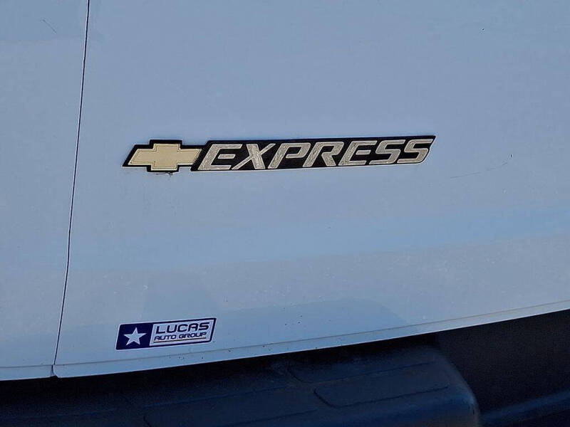 2024 Chevrolet Express 2500
