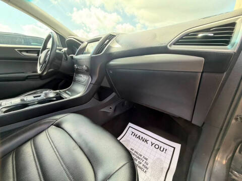2020 Ford Edge SEL