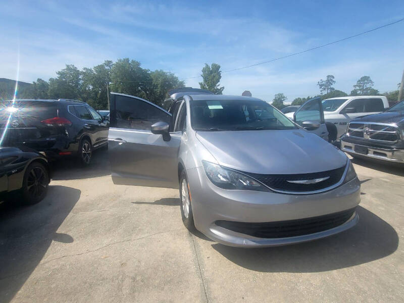 2017 Chrysler Pacifica Touring
