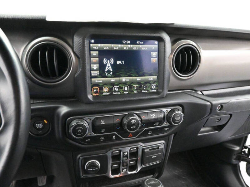 2021 Jeep Gladiator Willys