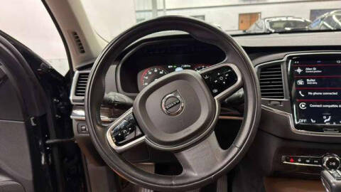 2019 Volvo XC90 T6 Momentum