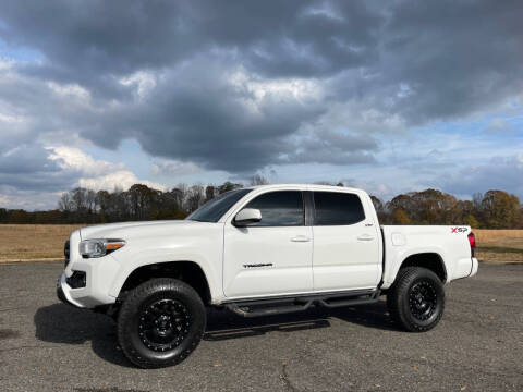 2019 Toyota Tacoma for sale at LAMB MOTORS INC in Hamilton AL