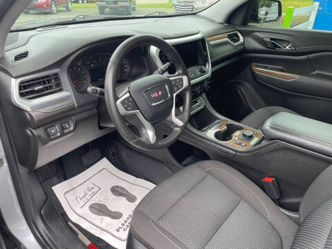 2023 GMC Acadia SLE
