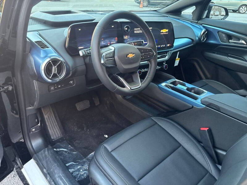 2026 Chevrolet Equinox EV LT 2