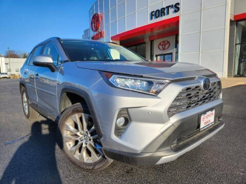 2019 Toyota RAV4 for sale at Auto Smart of Pekin in Pekin IL