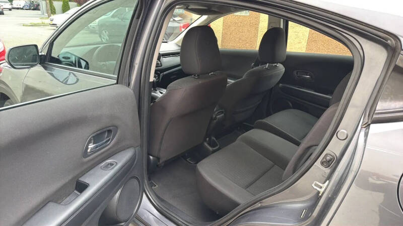 2017 Honda HR-V LX