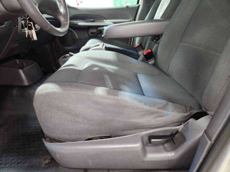 2002 Ford Explorer Sport Trac Value