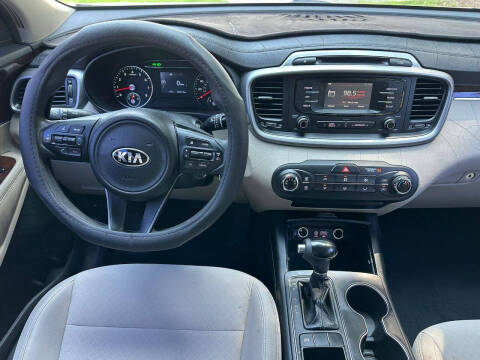 2016 Kia Sorento LX V6