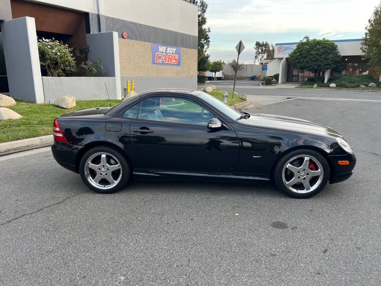 2001 Mercedes-Benz SLK for sale at ZRV AUTO INC in Brea, CA