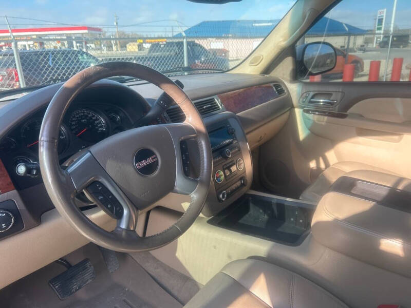 2012 GMC Yukon XL SLT