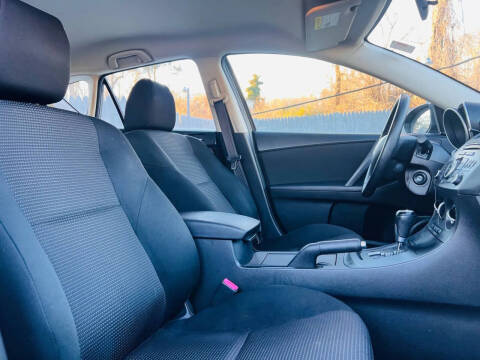 2012 Mazda MAZDA3 i Touring