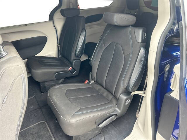 2021 Chrysler Pacifica Touring