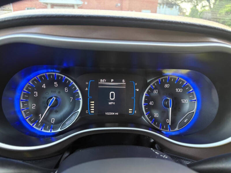 2017 Chrysler Pacifica Touring
