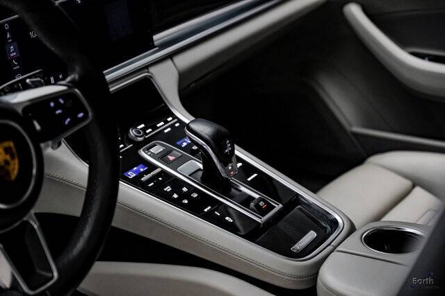 2018 Porsche Panamera Turbo Sport Turismo