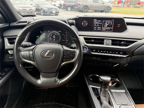 2019 Lexus UX 250h Luxury