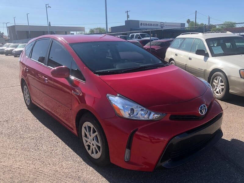 2015 Toyota Prius v Three