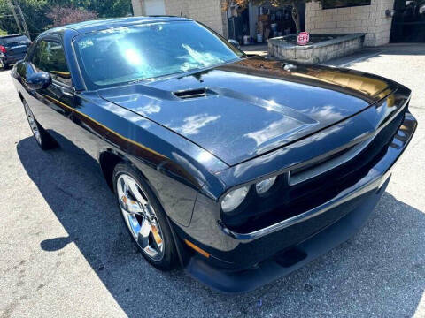 2011 Dodge Challenger R/T Plus