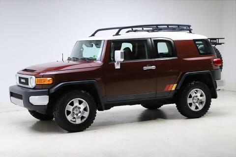 2008 Toyota FJ Cruiser for sale at A/H Ride N Pride Bedford in Bedford OH