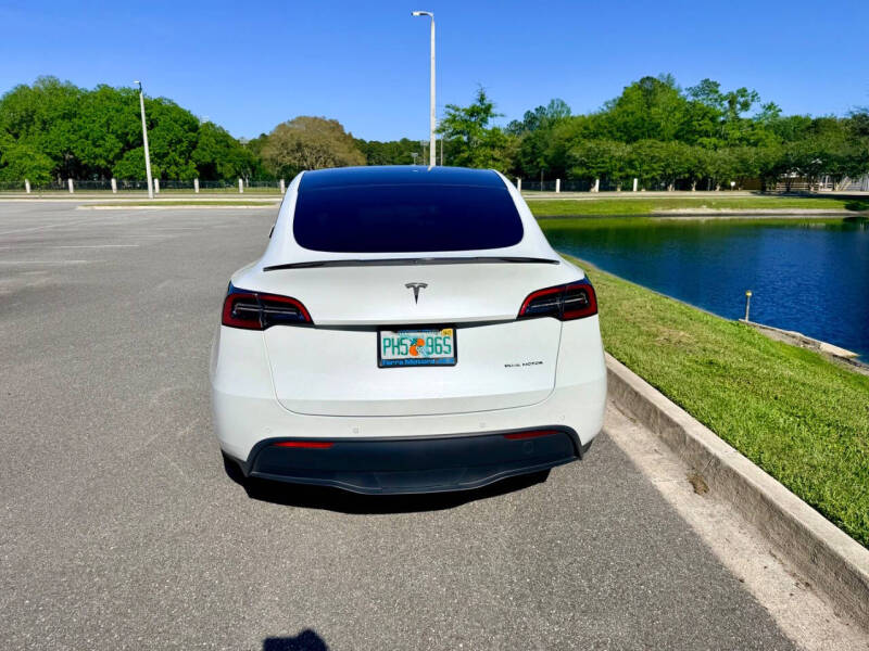 2021 Tesla Model Y Long Range - Photo 10