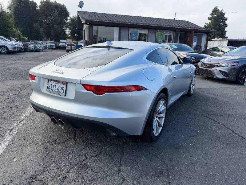 2017 Jaguar F-TYPE Premium